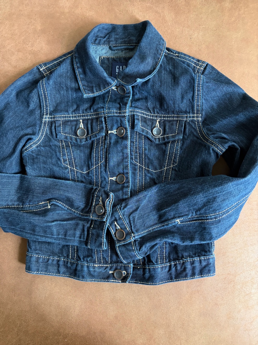 Classic GAP Kids denim jacket in size Medium (8)